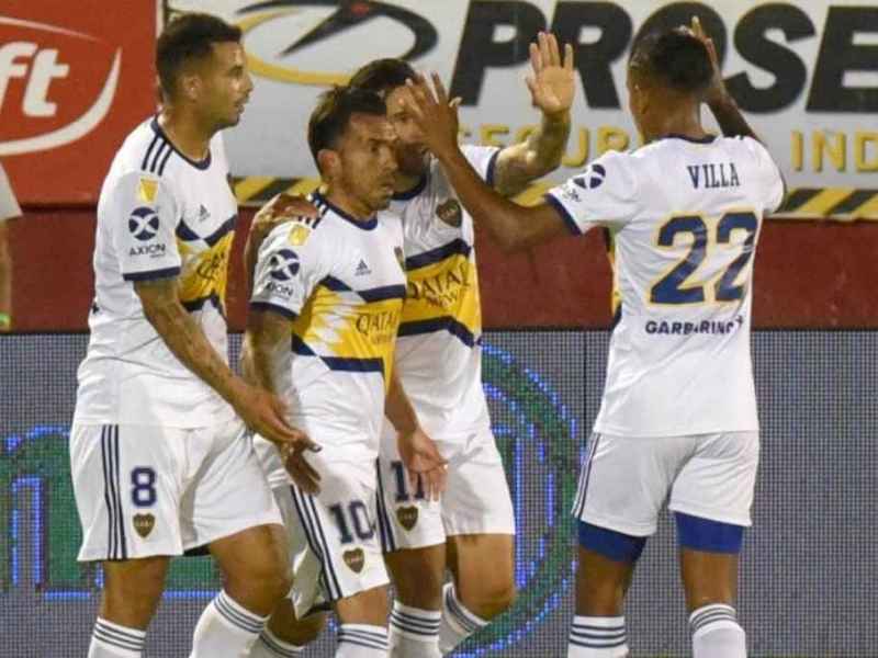 Boca derrotó a Newells 2 a 0 y lidera su zona con puntaje ideal
