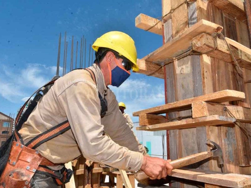 La economía provincial…¿tocó fondo y se recupera?