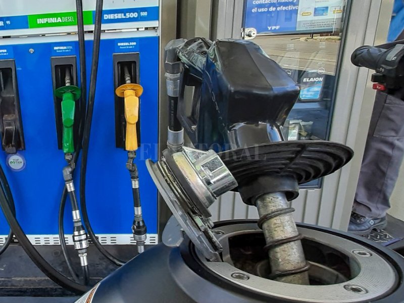 YPF aumentó el precio de sus combustibles: así quedaron los valores en Santa Fe