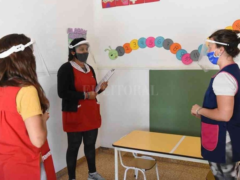 Rafaela: la Brigada Sanitaria recorre los jardines