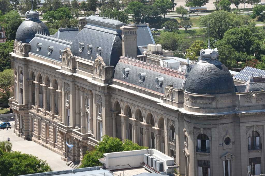 Paritarias: gremios y gobierno vuelven a reunirse este jueves