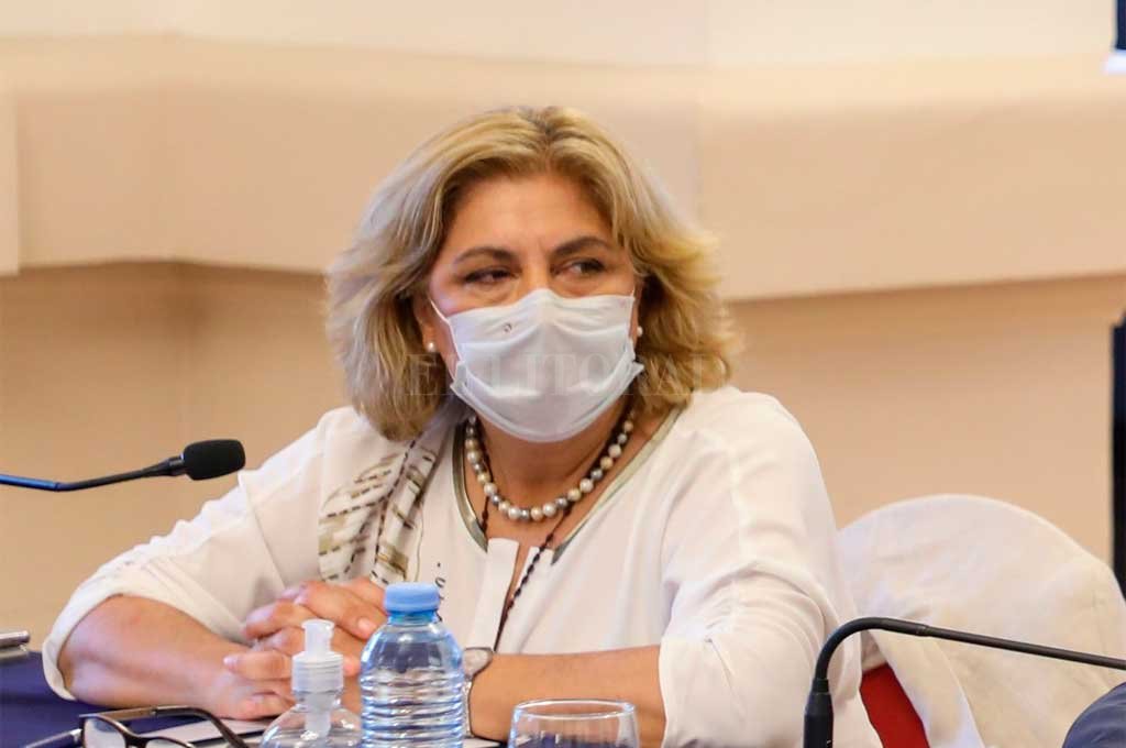 Sonia Martorano: «Hoy contamos con 1.200 camas críticas»
