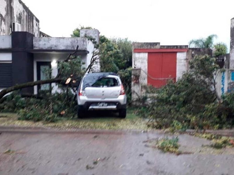 Aseguran que un tornado de baja intensidad pasó por Venado Tuerto