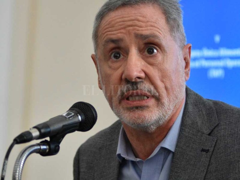 Sain no irá a Diputados y se recalienta el debate político