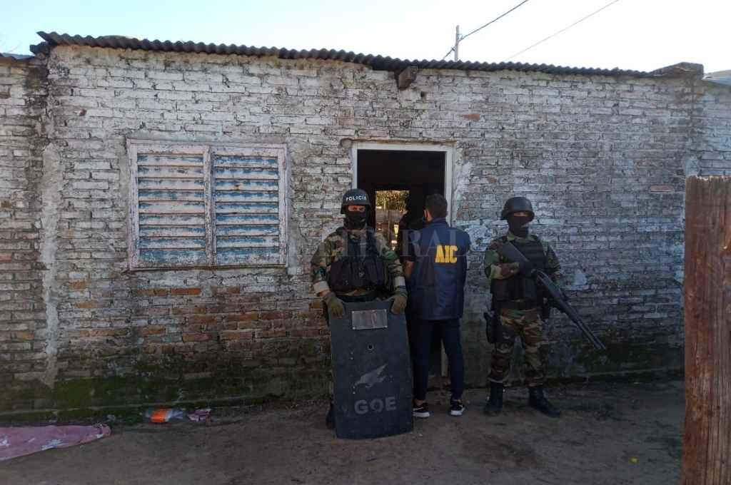 Atraparon a peligrosos ladrones que tiraban adoquines en la circunvalación