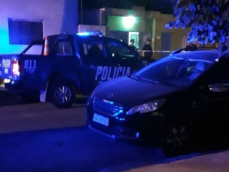 Rosario: acribillaron a otro hombre en la puerta de su casa