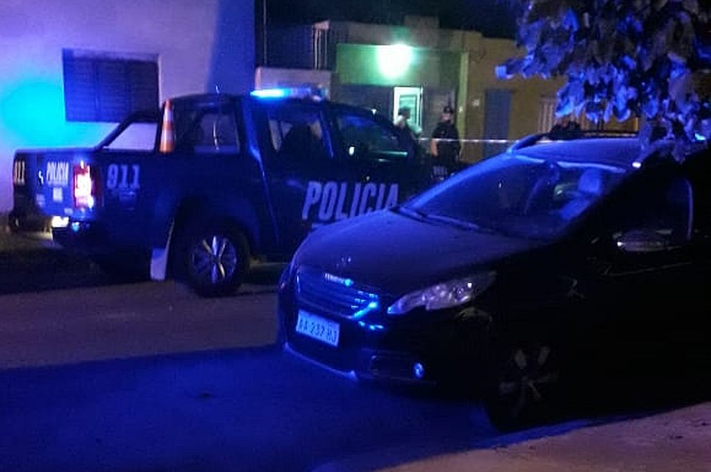 Rosario: acribillaron a otro hombre en la puerta de su casa