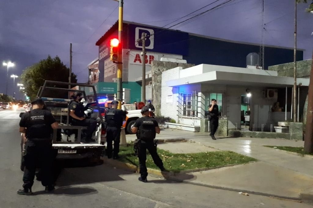 Incendio y disturbios en la Comisaría 9° de Santa Fe