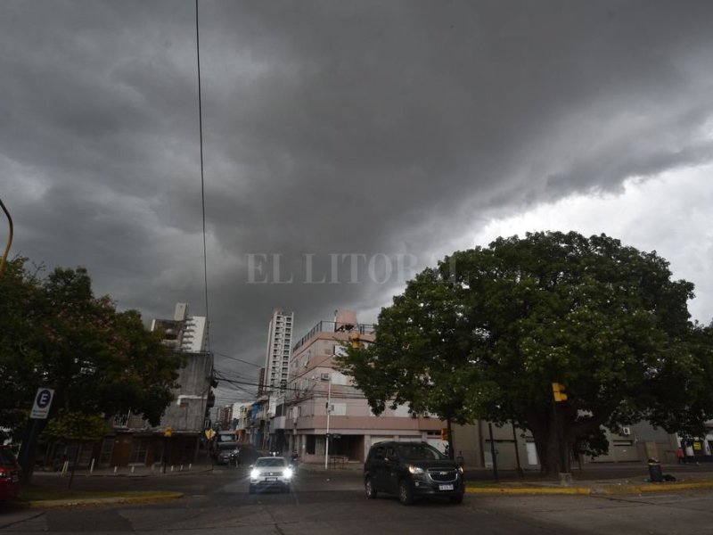 Así avanza la tormenta por Santa Fe