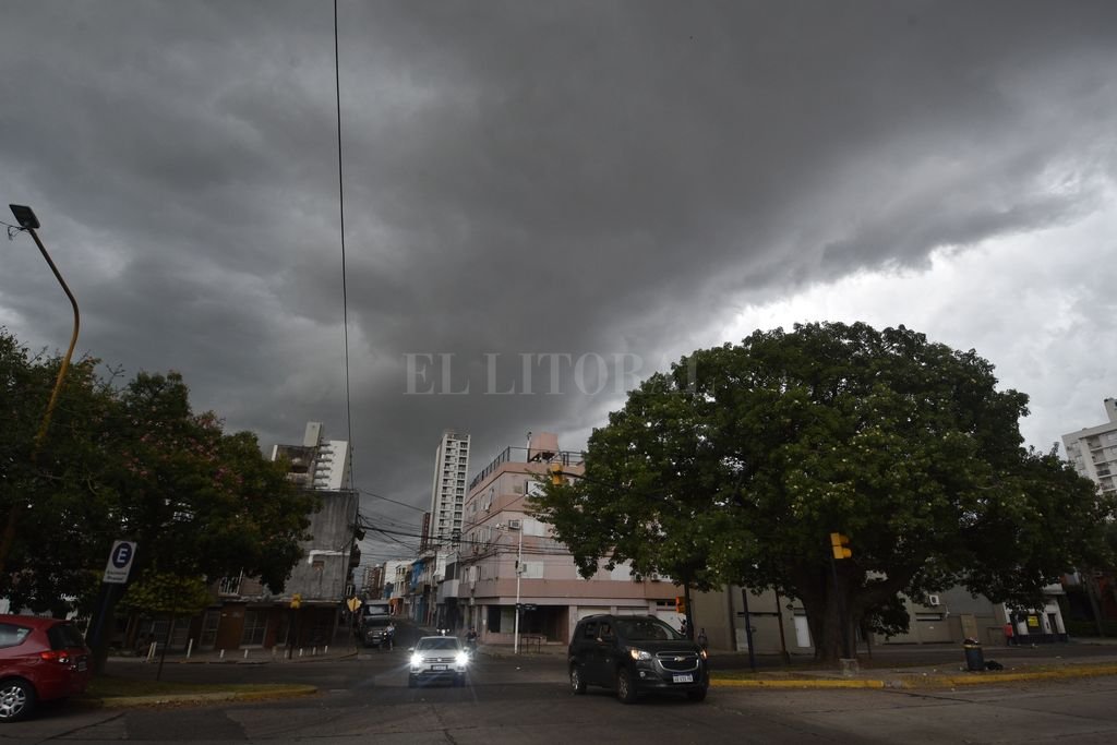 Así avanza la tormenta por Santa Fe