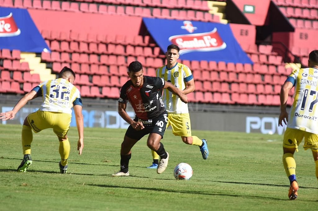 Igualdad sin goles entre Colón y Rosario Central
