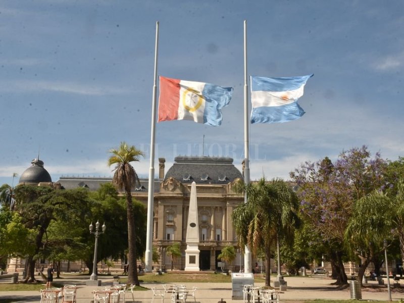 Municipios y comunas santafesinos recibieron 1.555 millones de pesos