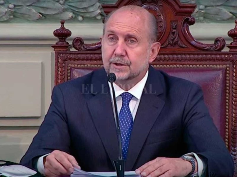Aulas cerradas, de Axel a Omar