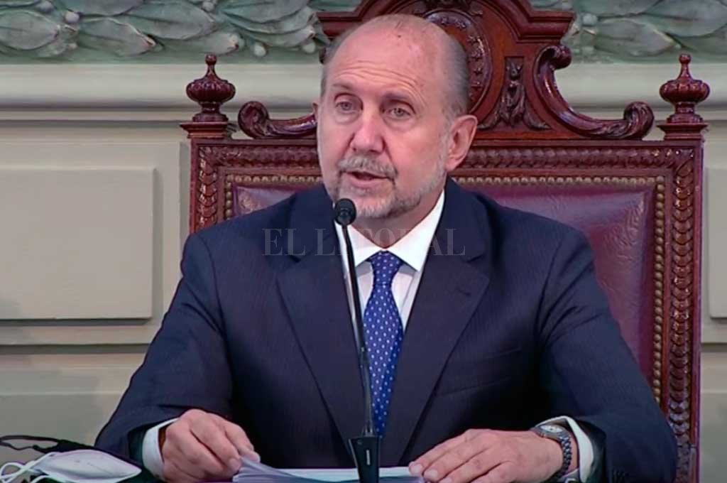 Aulas cerradas, de Axel a Omar