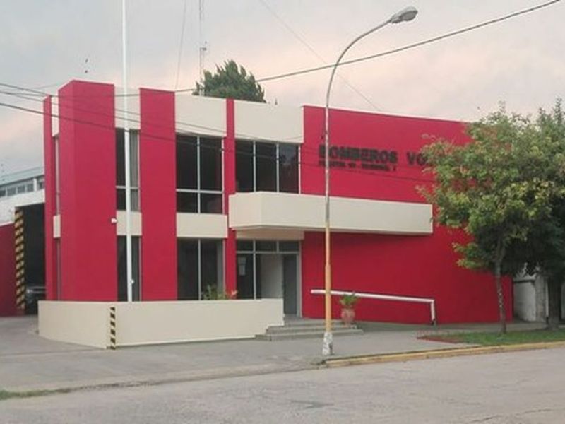 Bomberos Calchaquí sigue operativo pero enfrenta una demanda millonaria