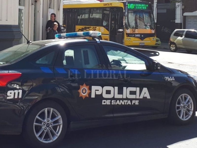 Policías salvaron la vida de un niño de 2 años