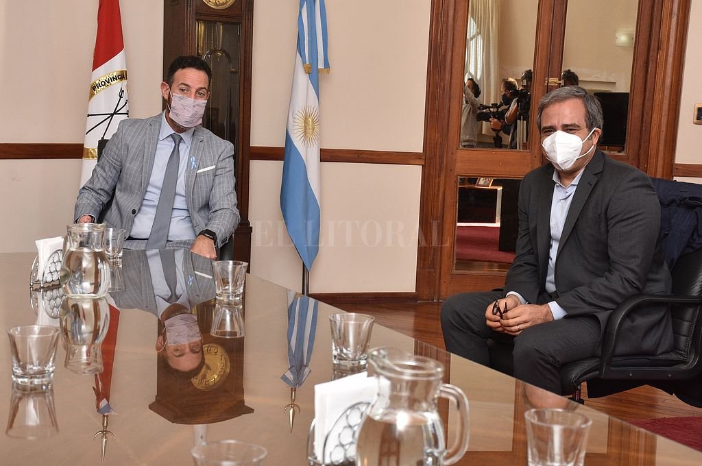 Oscar Martínez: «El diálogo y el consenso son siempre bienvenidos»