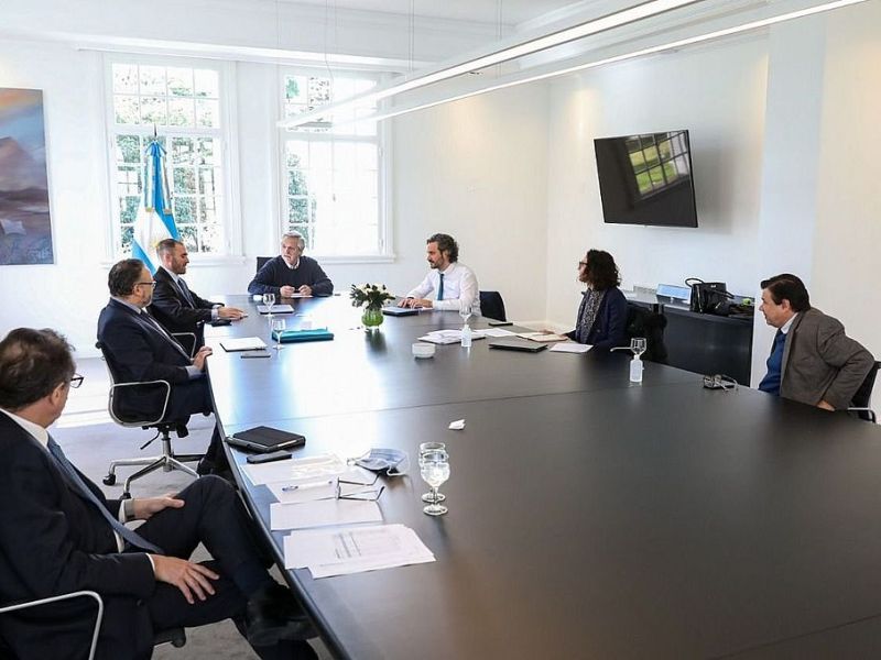 El Gobierno extendió la prohibición de despidos hasta fin de junio