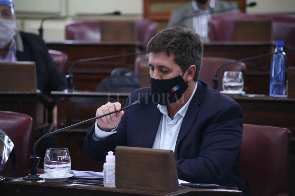 Pirola confirmó gestiones por presencialidad y una nueva obra muy esperada