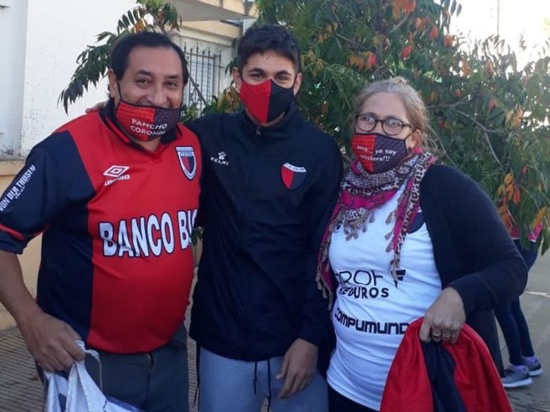 Coronda recibió a Tomás Moschión con una caravana sabalera