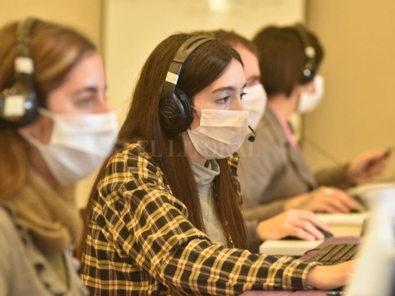 24 x 7: Cómo es el día a día en el 0800-Covid