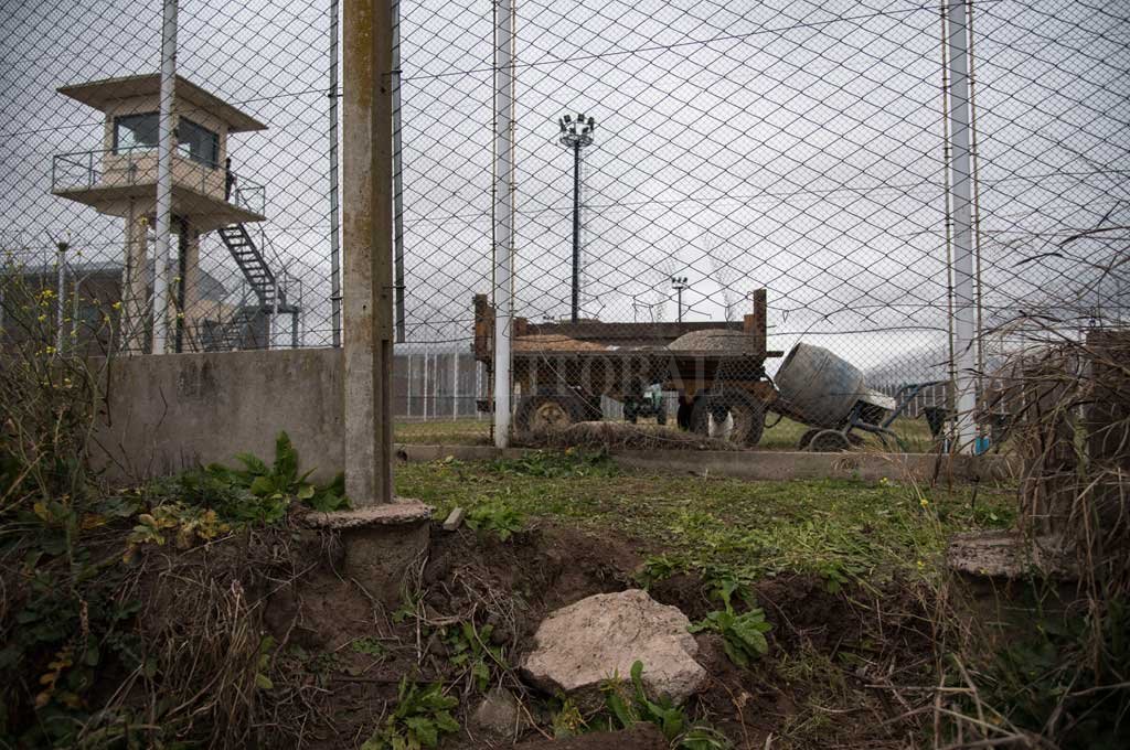 Piden la captura internacional de los evadidos del penal de Piñero