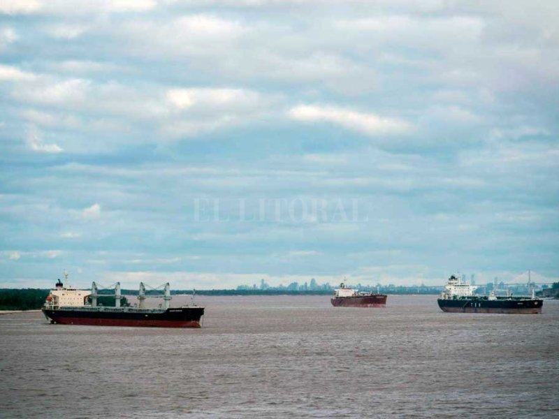 El gobierno se hace cargo de la Hidrovía Paraná – Paraguay al menos por un año