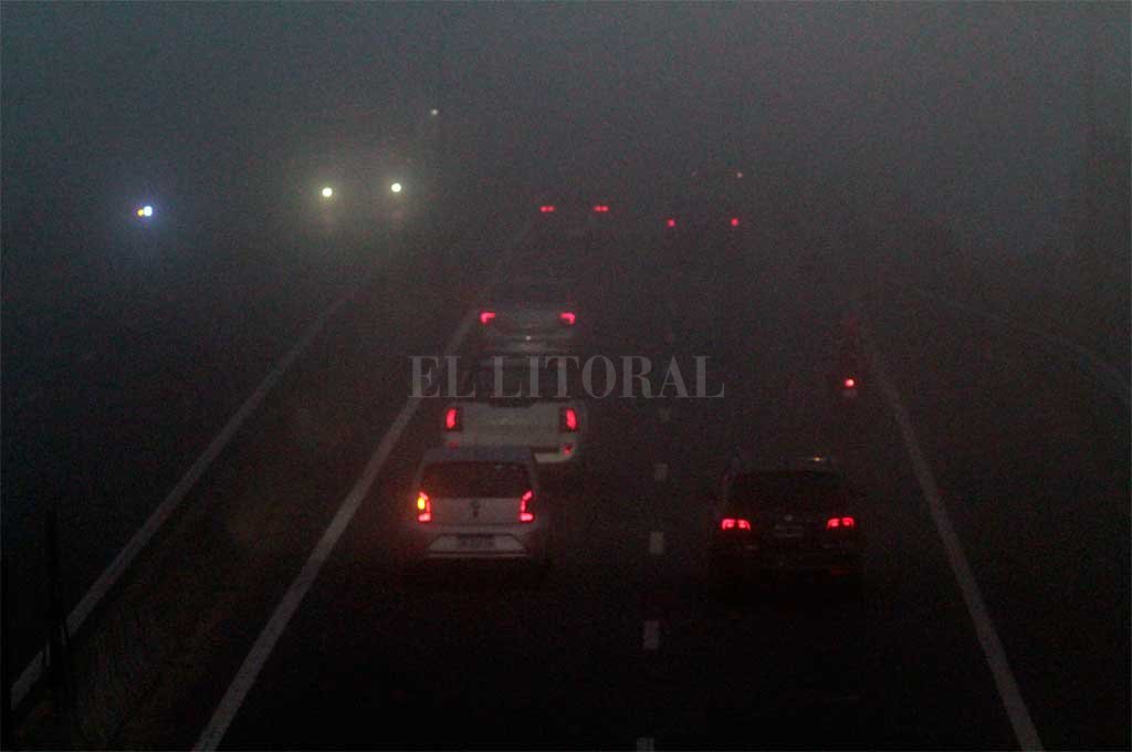 La niebla vuelve a complicar la visibilidad en rutas en Santa Fe