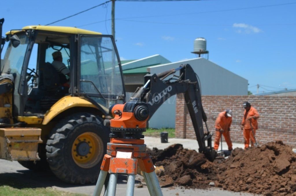 Provincia y Nación firmaron convenios para obras de saneamiento en Rafaela y Reconquista