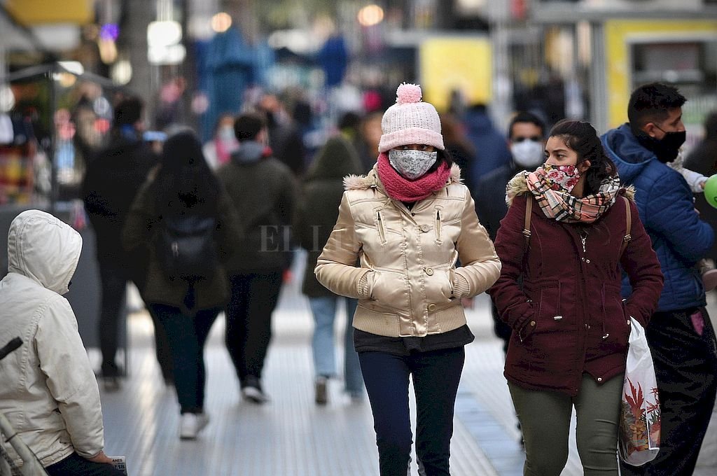 Covid-19: el departamento La Capital pasó de estar en «alarma» a «alto riesgo epidemiológico»