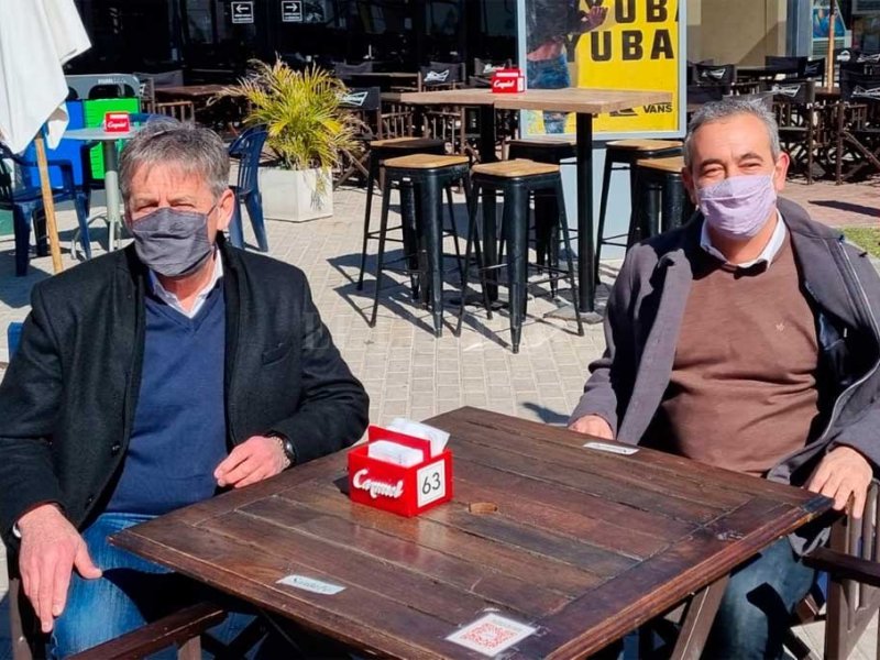 Jatón y Javkin juntos en la ciudad de Santa Fe