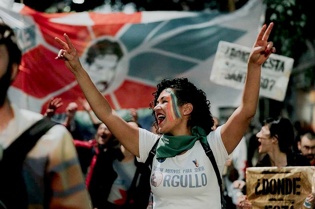 Una concejala fue asaltada cuando hacía campaña en Rosario y los vecinos lincharon al ladrón