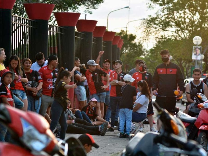 Colón suspende el trámite de nuevos socios por llegar al tope del aforo permitido