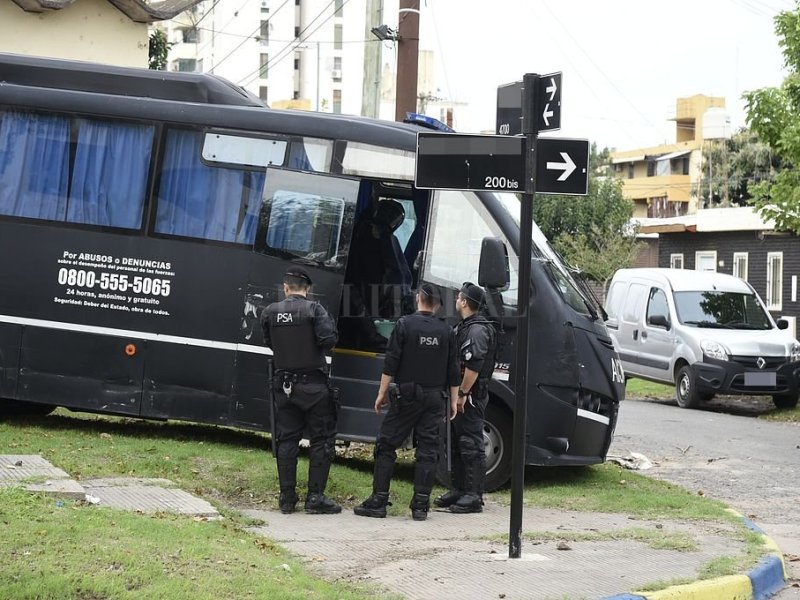 «Les tenemos que dar con toda», el objetivo contra la competencia de un vendedor de drogas de San Lorenzo