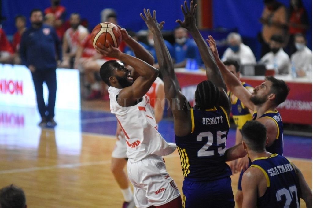 Unión perdió en un final apretado ante Boca por el Súper 20