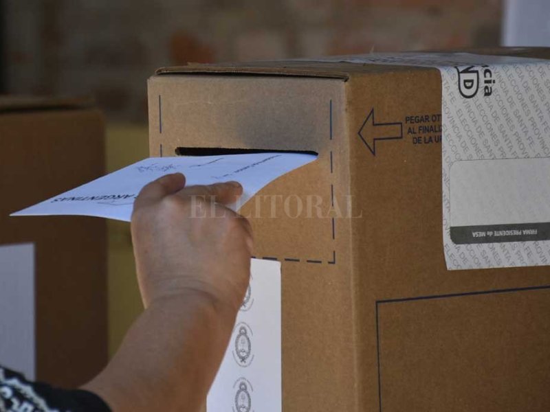 Elecciones 2021: estas son las boletas de candidatos de Santa Fe al Congreso que estarán en el cuarto oscuro