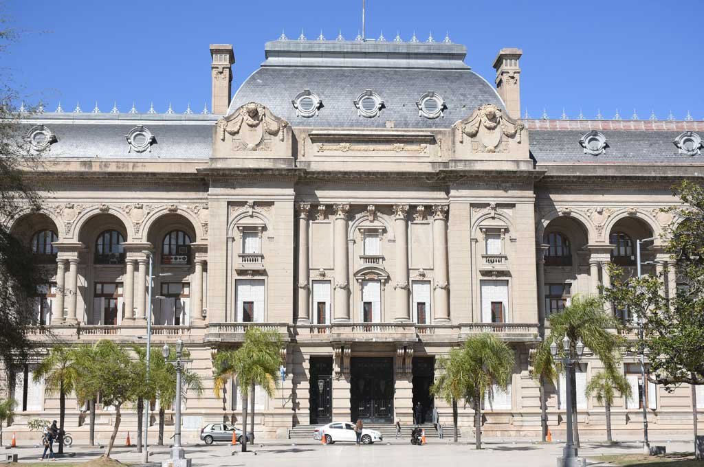 Conflicto docente: convocan al gremio para el miércoles