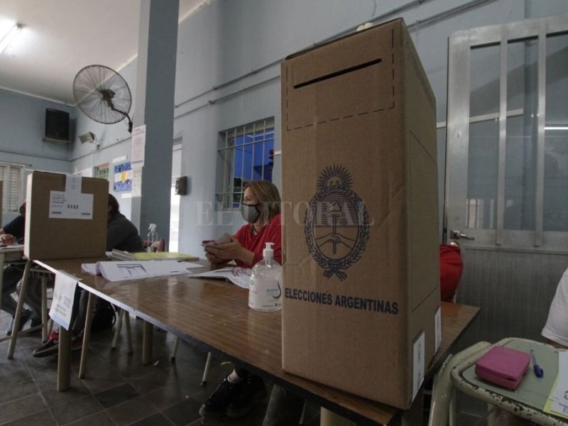 Comienzan a cobrar las autoridades de mesa