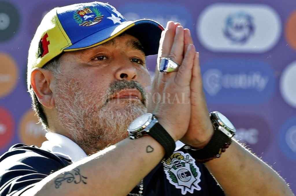 Colón y Unión recordaron a Diego Maradona en el día de su cumpleaños
