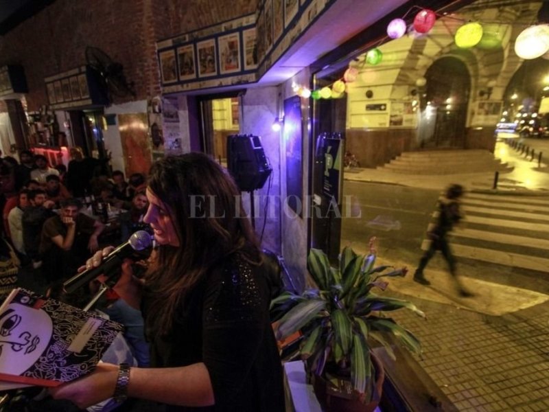 Santa Fe recibe poetas, narradores y escritores destacados en un nuevo Festival Internacional de Poesía