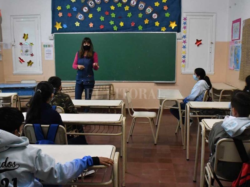 Conflicto docente en Santa Fe: los gremios ahora quieren escuchar sobre salarios