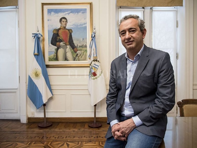 #FuerzaPablo, el apoyo a Javkin tras anunciar que padece una «patología prostática»