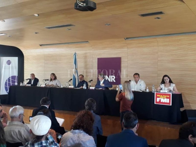Un debate con escasos matices entre los candidatos a diputado nacional por Santa Fe
