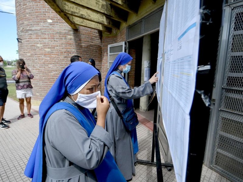 Con la flexibilización del protocolo, la votación fue más ágil que en las Paso