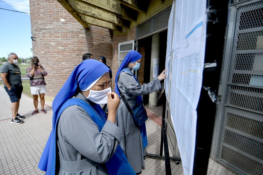 Con la flexibilización del protocolo, la votación fue más ágil que en las Paso