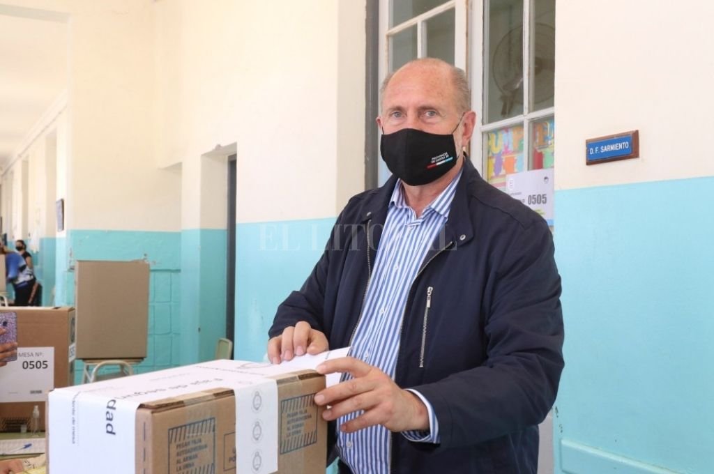 Perotti felicitó a los triunfadores y agradeció a la ciudadanía