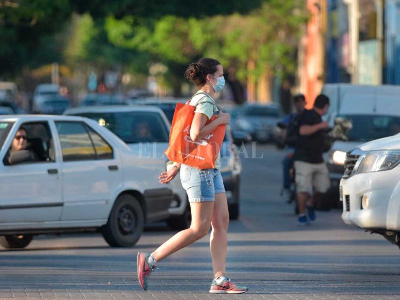 Domingo soleado y caluroso en Santa Fe y la región