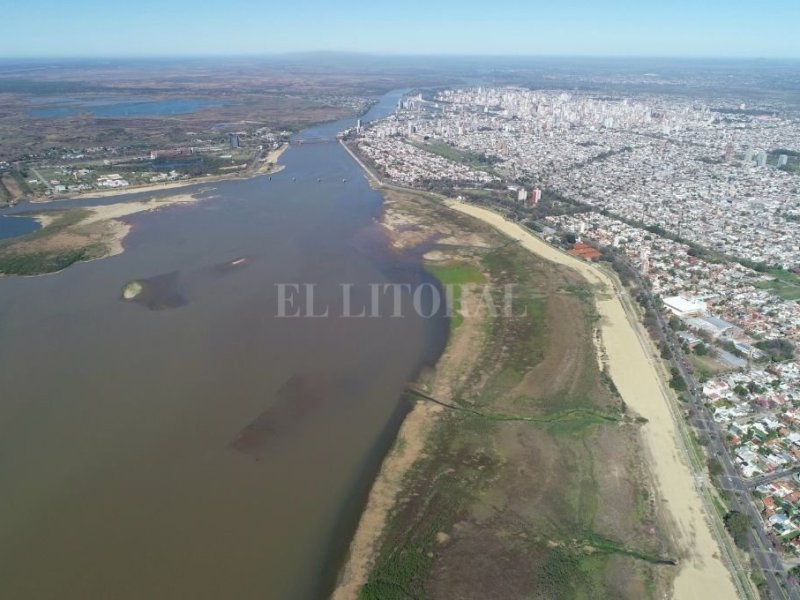 El río Paraná sigue estable y en camino de descenso