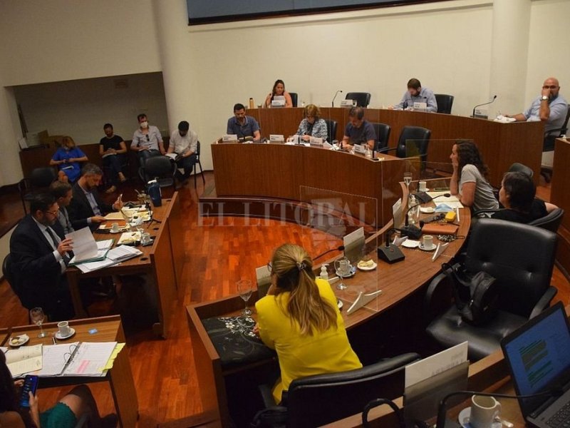 Concejo de Santa Fe y Presupuesto 2022: ítem seguridad y toma de deuda por $ 400 millones, en foco