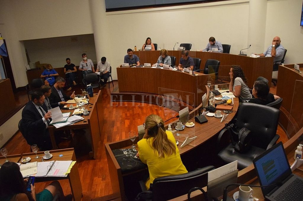 Concejo de Santa Fe y Presupuesto 2022: ítem seguridad y toma de deuda por $ 400 millones, en foco